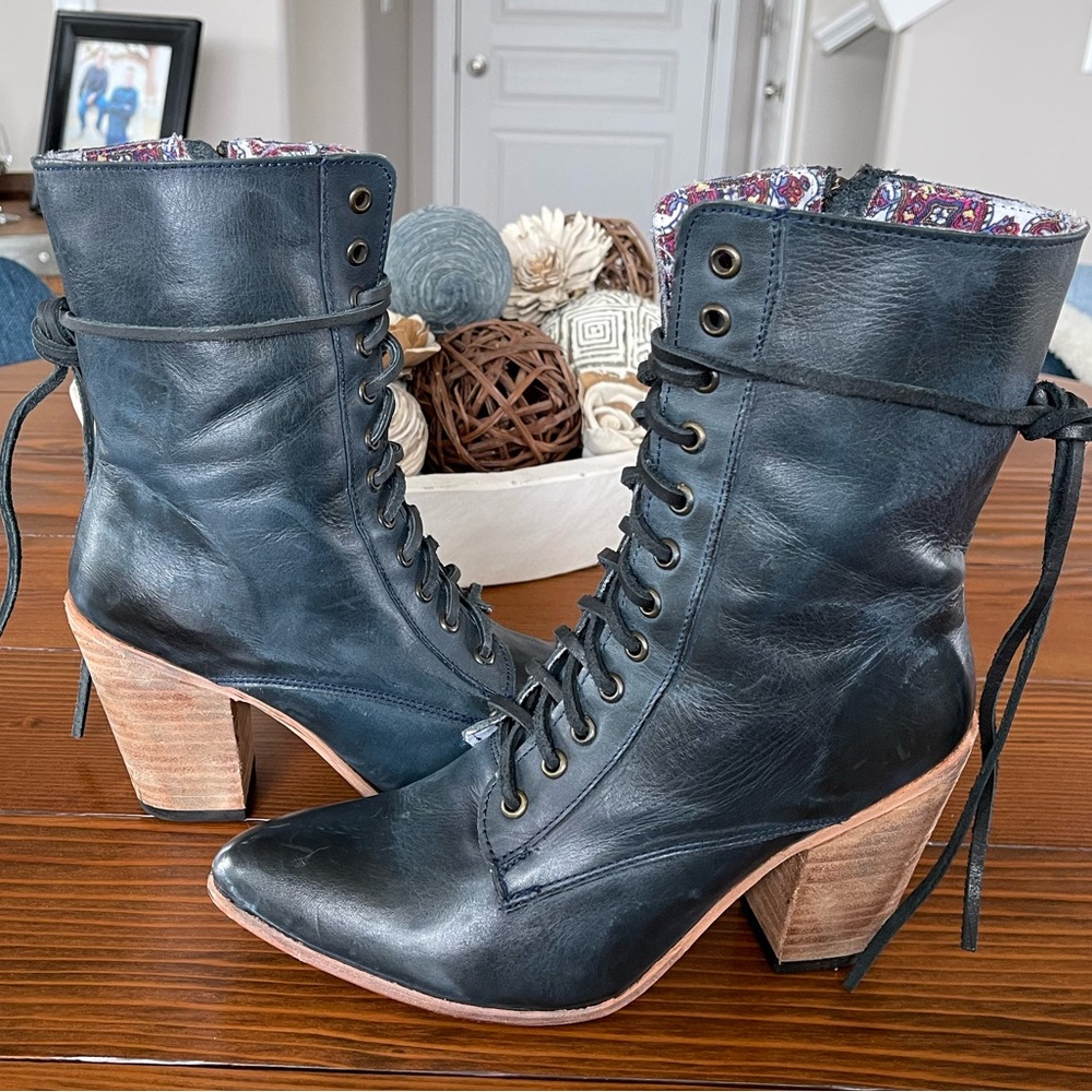 FREEBIRD by Steven Rebel, Navy Best for size 9-91/2